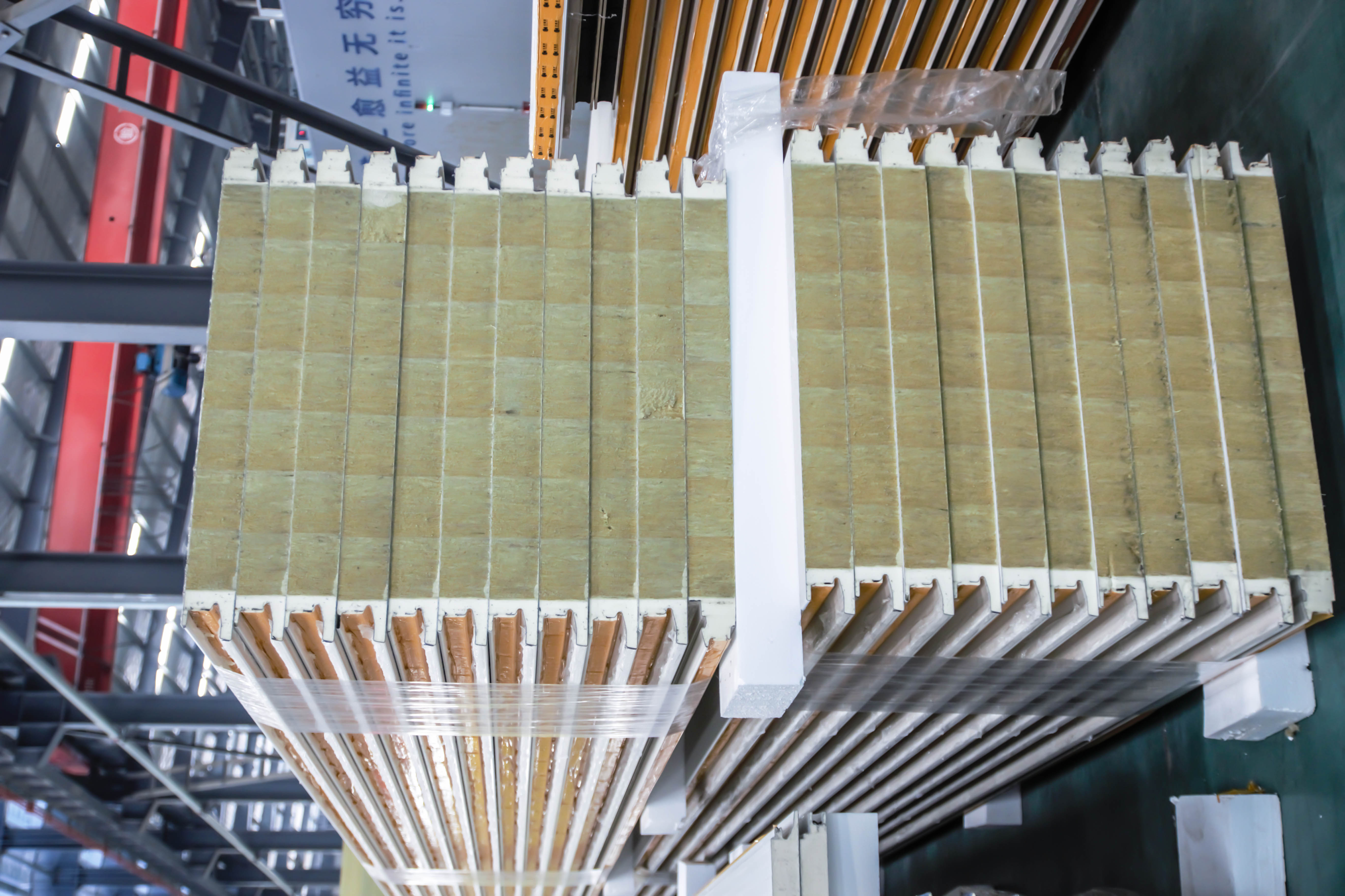 岩棉夹芯板价格受哪些因素影响？