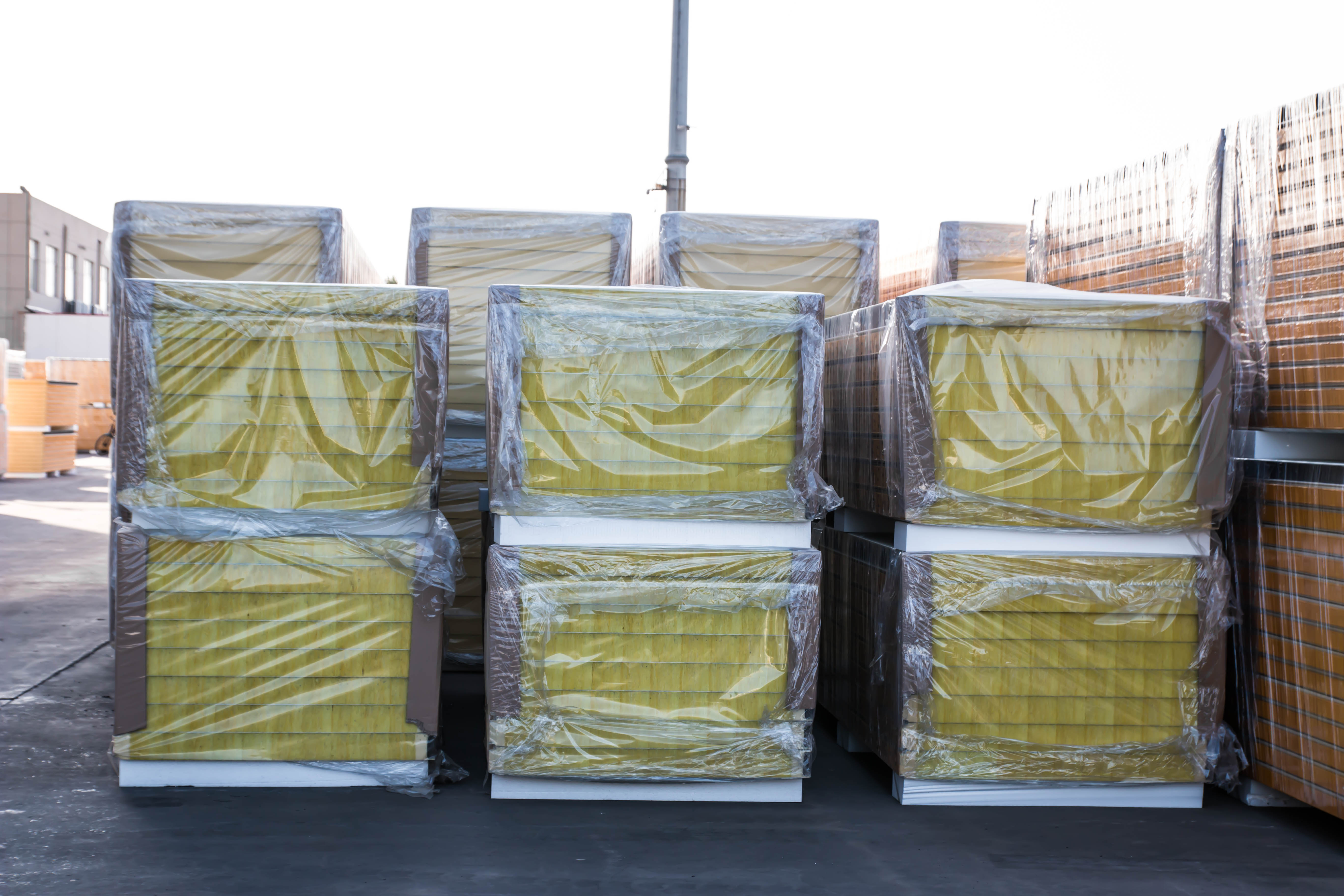 聚氨酯岩棉夹芯板的优势