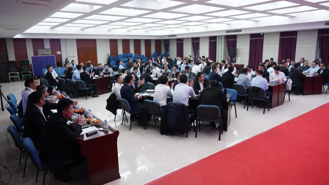 岁末收官,蓄力启新丨宏鑫源控股集团年终营销培训圆满收官!(图1) 岁末收官,蓄力启新丨宏鑫源控股集团年终营销培训圆满收官!(图1)