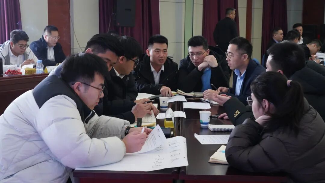 岁末收官,蓄力启新丨宏鑫源控股集团年终营销培训圆满收官!(图4) 岁末收官,蓄力启新丨宏鑫源控股集团年终营销培训圆满收官!(图4)